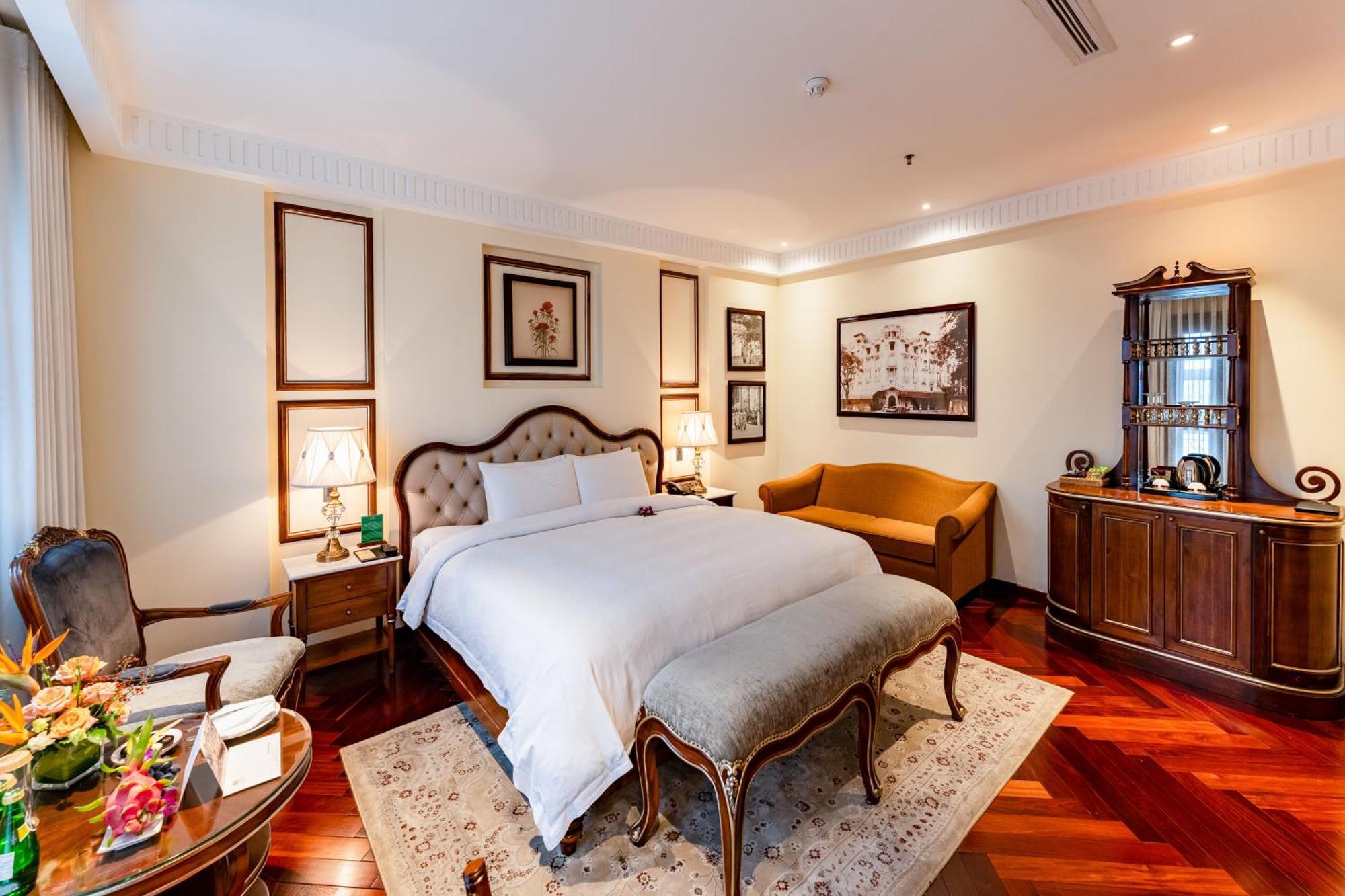 Majestic Saigon Hotel 5*